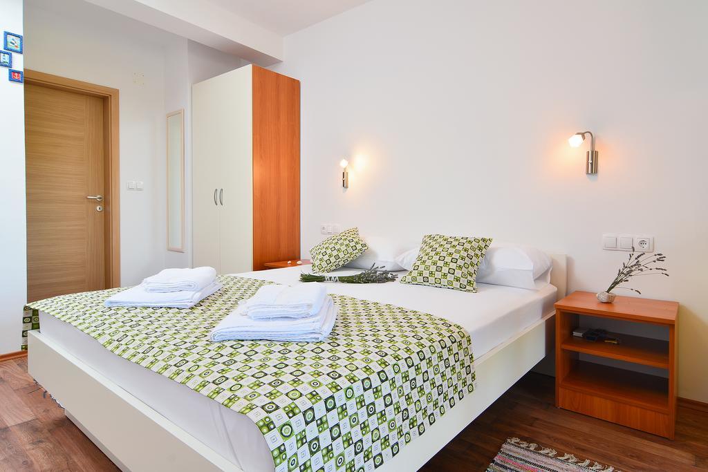 חוואר Apartments Juka מראה חיצוני תמונה
