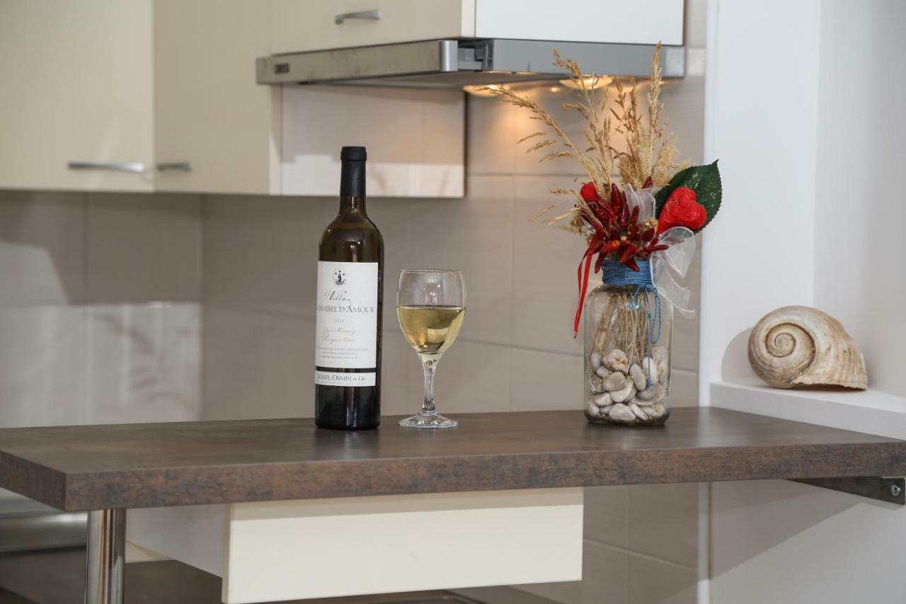 חוואר Apartments Juka מראה חיצוני תמונה
